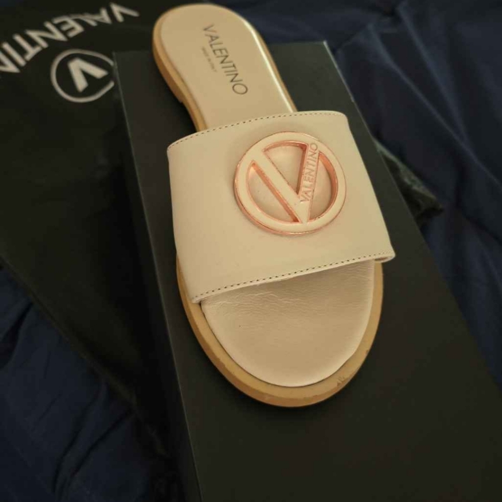 Valentino sandals size 7M